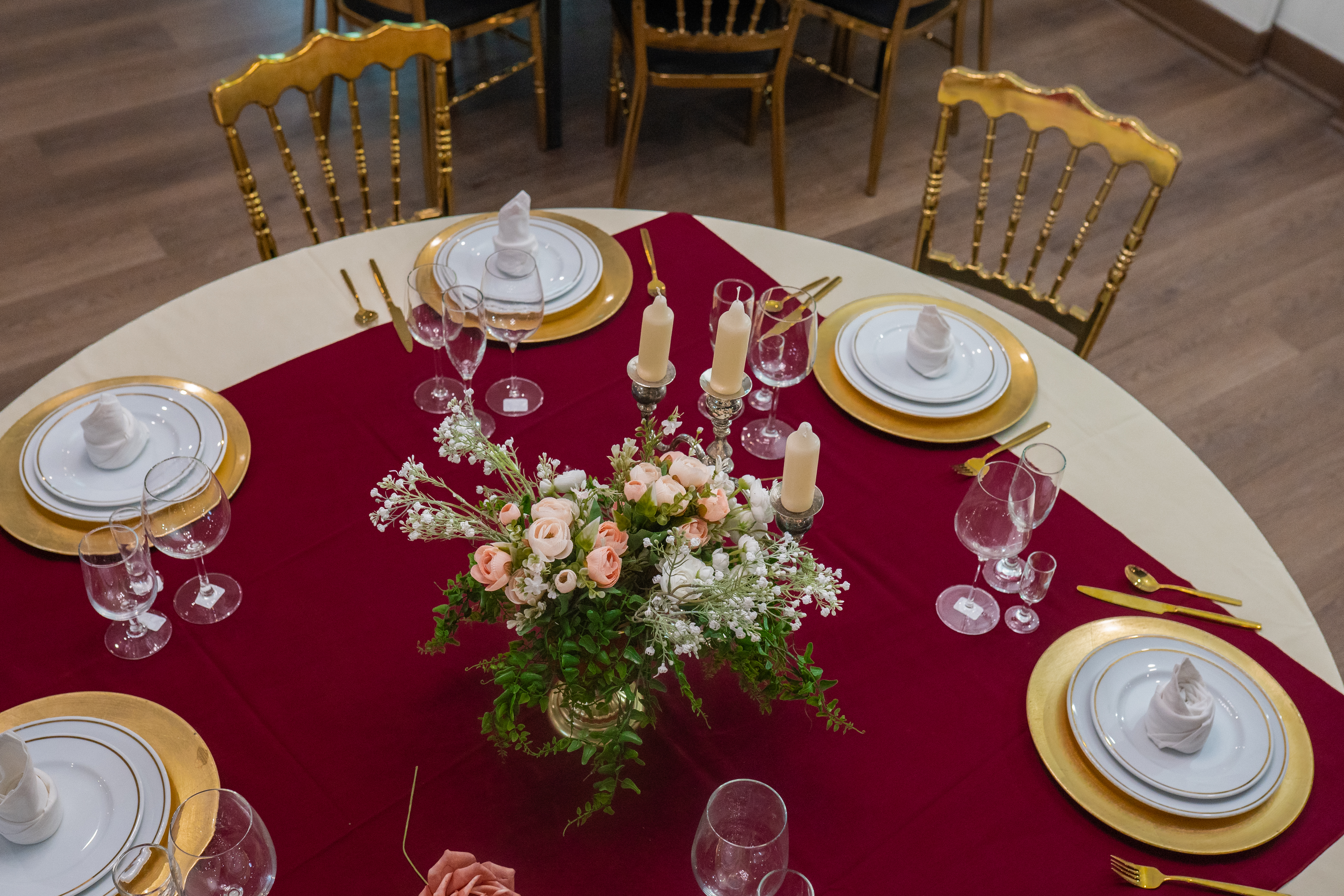 Custom Décor & Thematic Designs